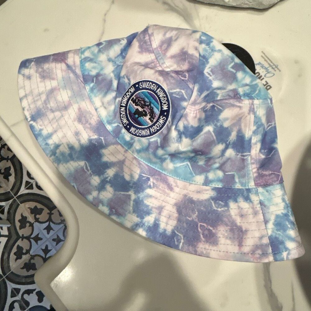 Robin Ruth Scandinavian Bucket Hat NWT - Picture 8 of 9